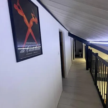 דירה Chez Chacha Rod Au Coeur De La Champagne